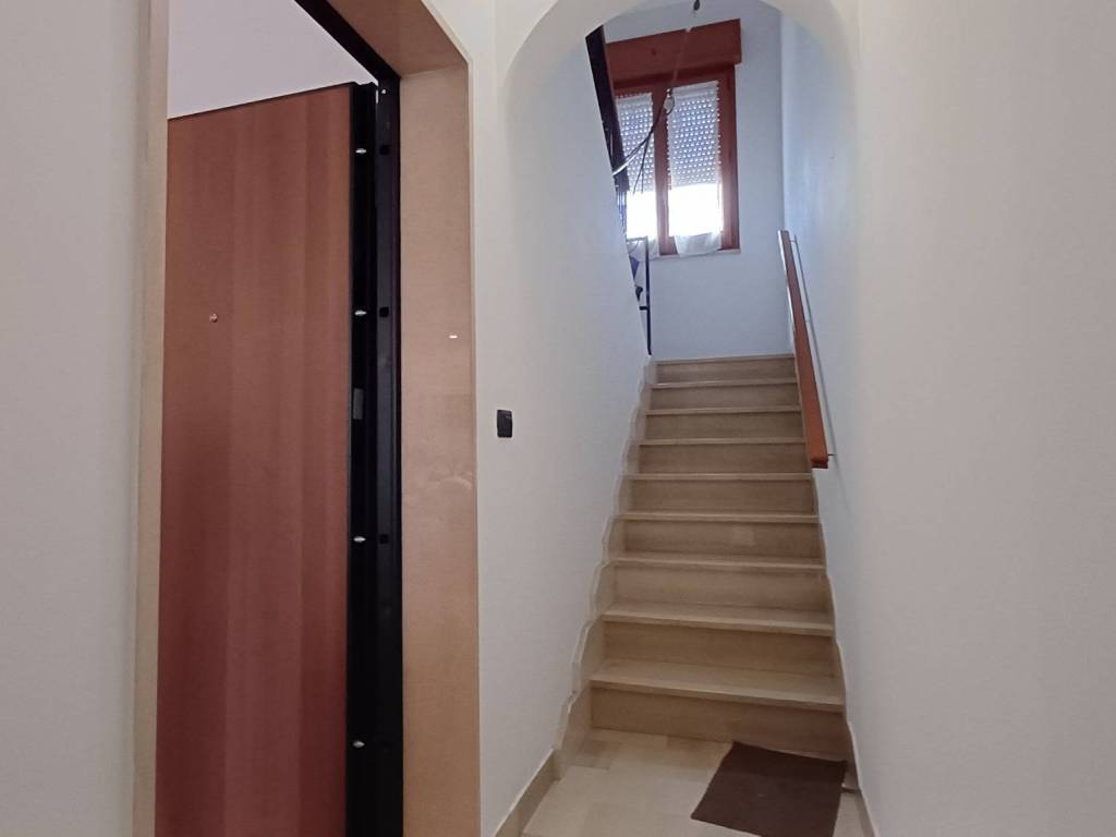 Appartamento a Francavilla fontana in Via Raffaele Caroli - Foto 3