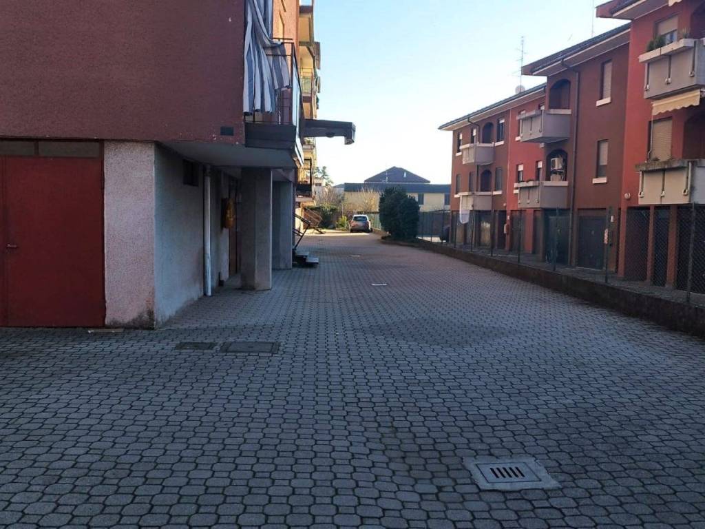 Appartamento a Trecate in Via Buscaglia, 9 - Foto 2