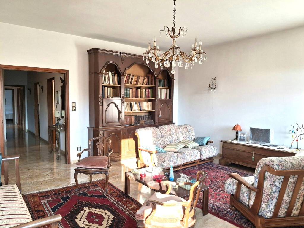 Appartamento a Ferrara in Corso Biagio Rossetti, 36 - Foto 3
