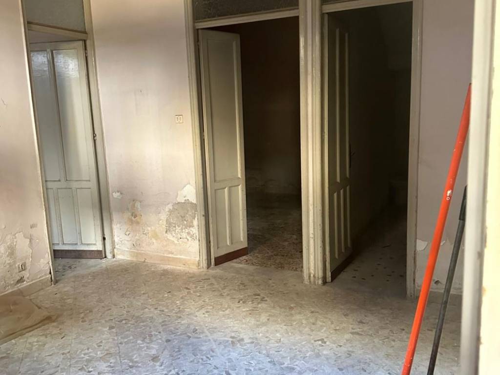 Palazzo / stabile a Bagheria in Via Mazzarella - Foto 5