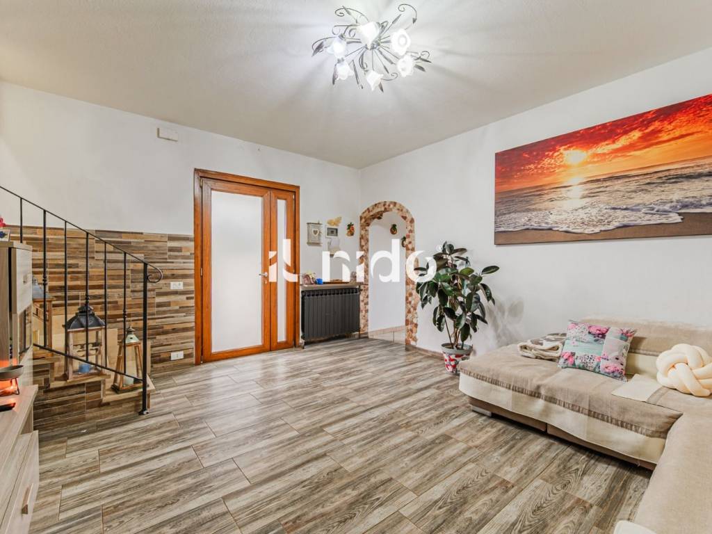 Villa a Monsummano terme in Via Rubattorno - Foto 2