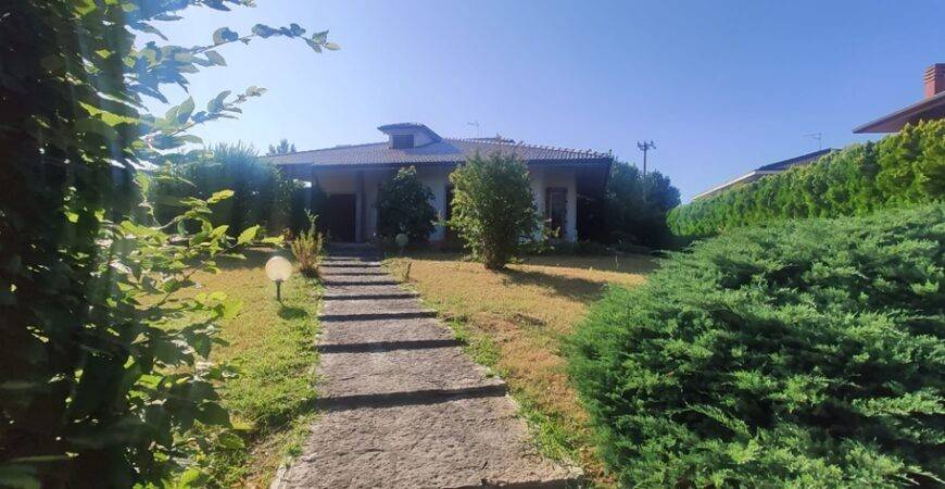 Villa a San pietro di morubio in Via Cesare Battisti - Foto 5