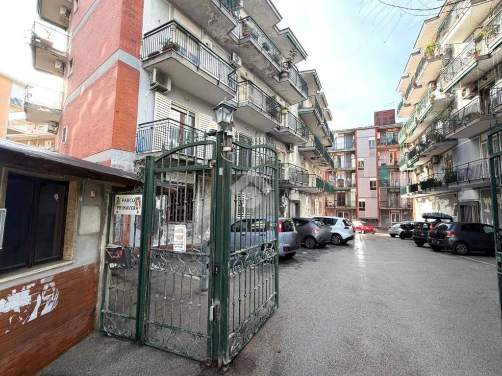 Appartamento a Portici in Corso Giuseppe Garibaldi, 185 - Foto 4
