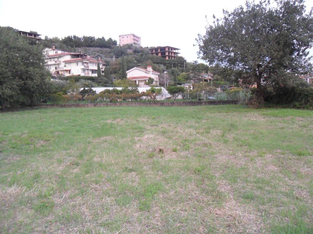 Terreno a Formia in Via dell'Acquarole - Foto 2