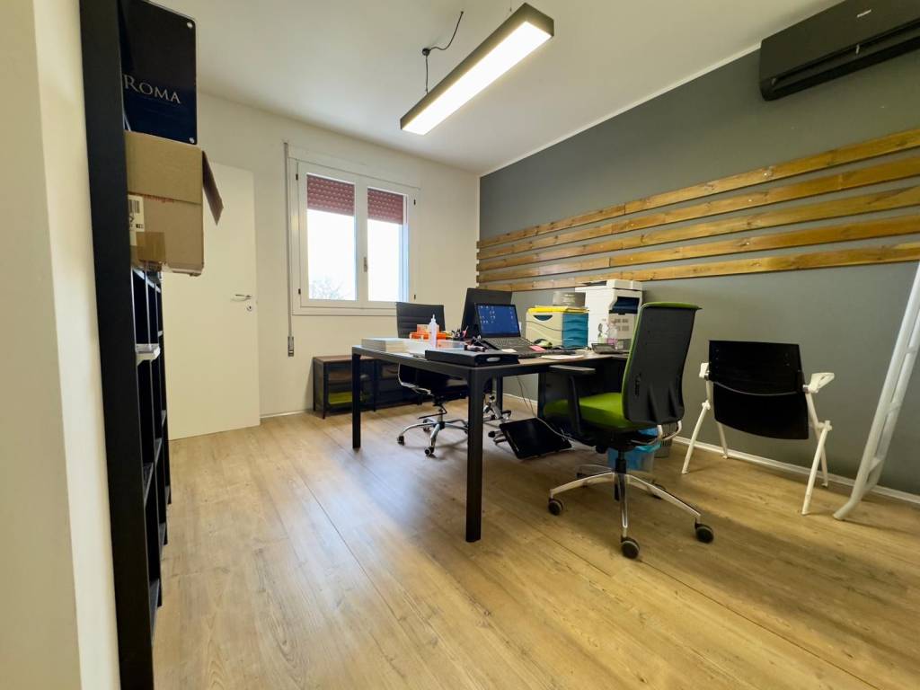 Immobile a Selvazzano dentro in Viale della Repubblica - Foto 4