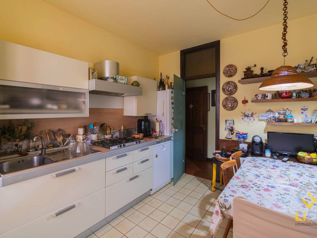 Appartamento a Galliate in Via Archimede, 6 - Foto 2