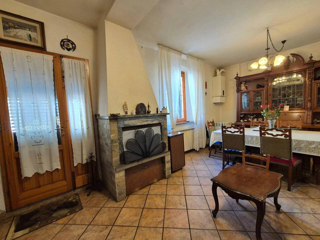 Appartamento a Quarrata in Strada Statale Fiorentina - Foto 2