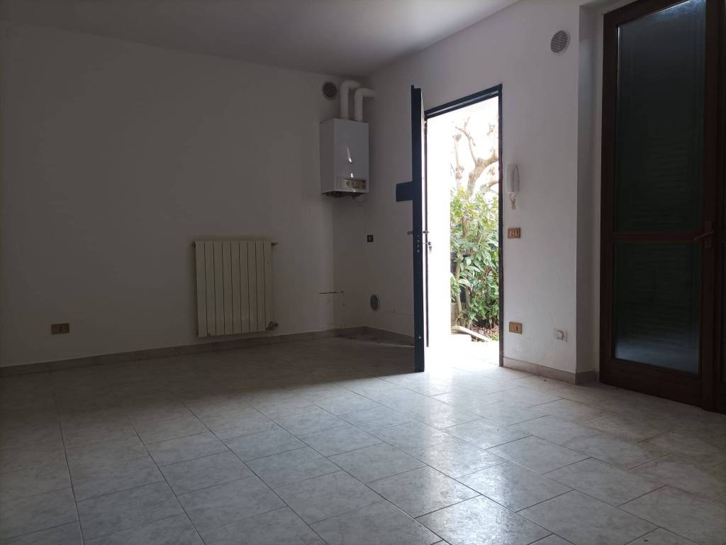 Casa indipendente a Piacenza in VIA SOLARI - Foto 5
