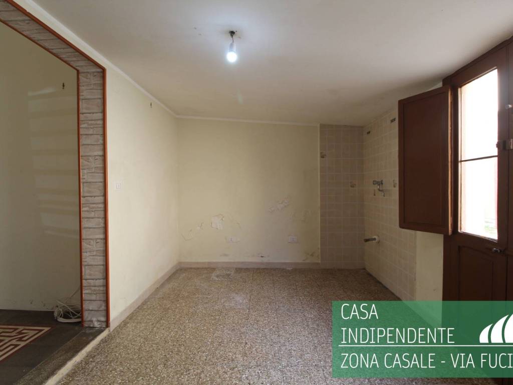 Casa indipendente a Brindisi in Via Renato Fucini, 21 - Foto 4
