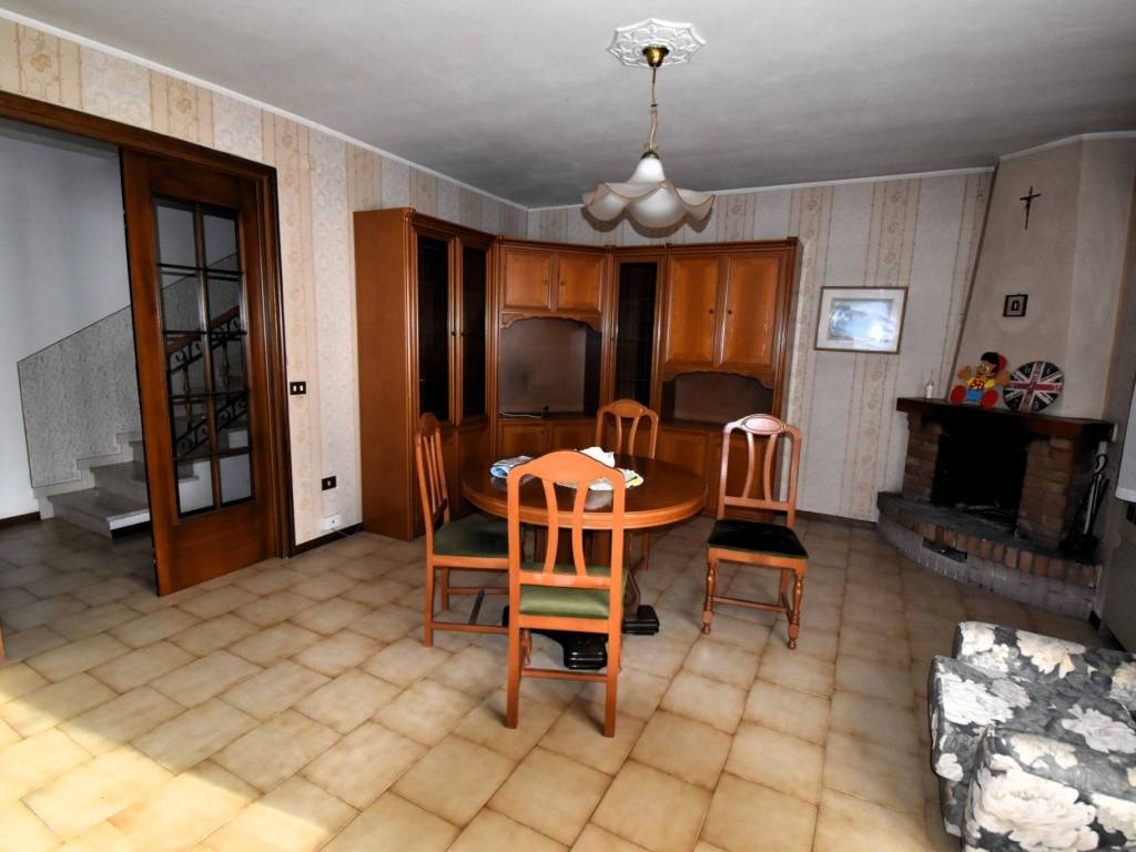 Villa a Brescello in Via Enrico Fermi, 5 - Foto 2