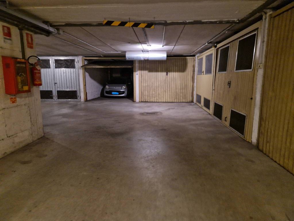 Box / garage a Verona in Via Lissa - Foto 2