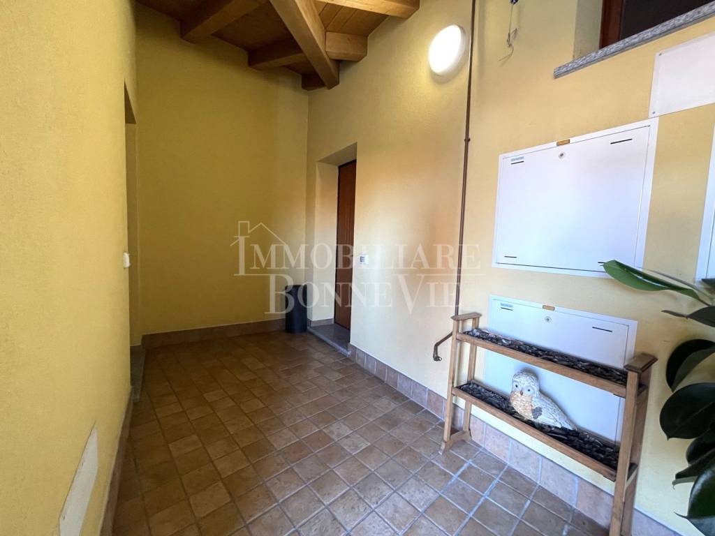 Appartamento a Lomazzo in Via della Pace - Foto 5