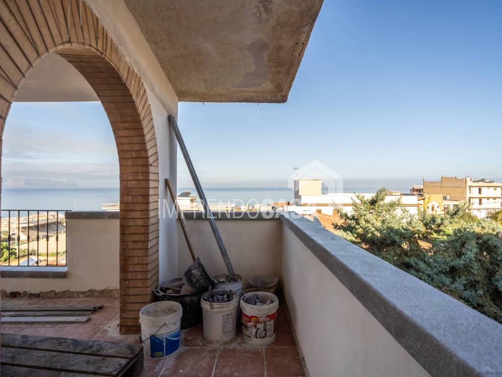 Appartamento a Balestrate in Via Vincenzo Bellini, 9 - Foto 2