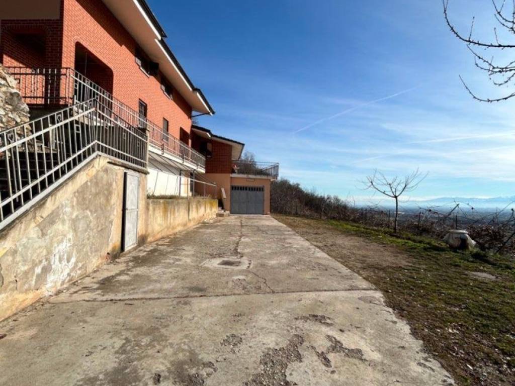 Villa a Busca in Via Ernesto Francotto, 44 - Foto 4