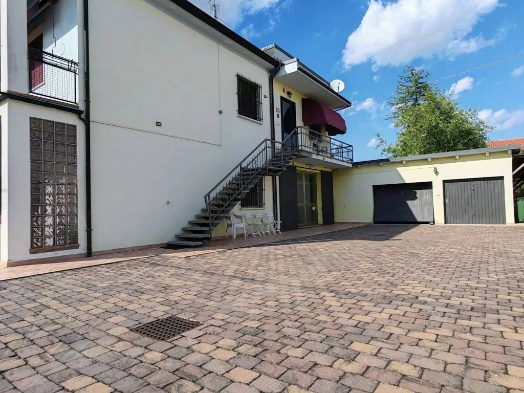 Villa a Bondeno in Via Provinciale, 100 - Foto 4