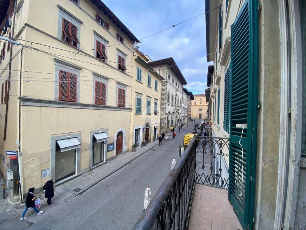 Appartamento a Pistoia in Via Curtatone e Montanara, 24 - Foto 3