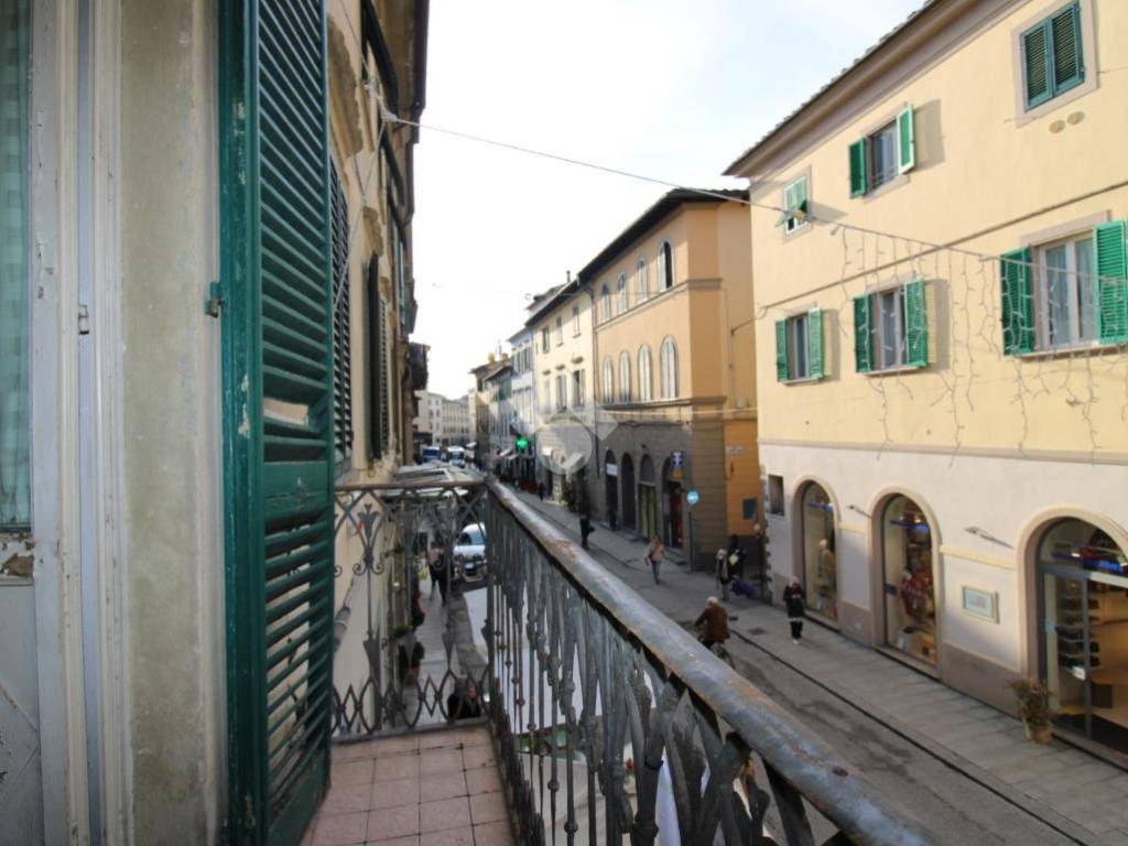 Appartamento a Pistoia in Via Curtatone e Montanara, 24 - Foto 4
