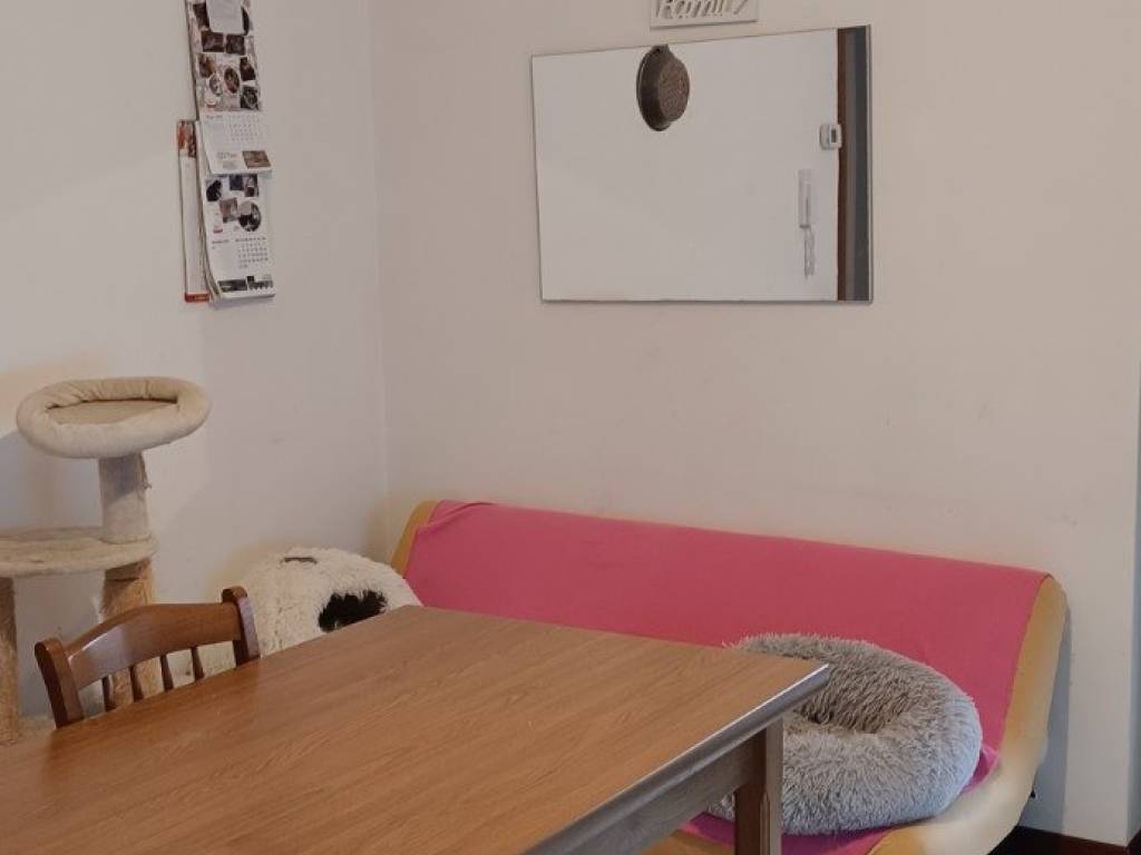 Appartamento a Trecate in Via Traversagna, 6 - Foto 2