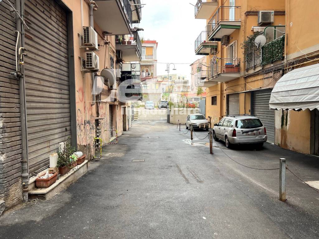 Box / garage a Portici in Viale Secondo Melina - Foto 4