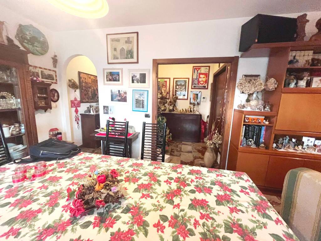 Appartamento a Prato in Viale Vittorio Veneto - Foto 5