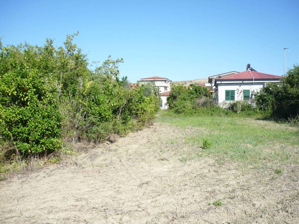 Terreno a Crotone in Via Stati Uniti - Foto 4