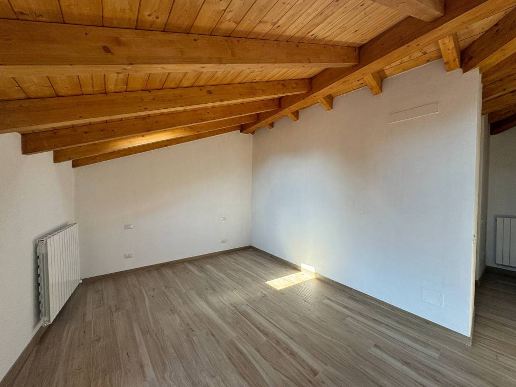 Appartamento a Calolziocorte in Via Istria - Foto 3