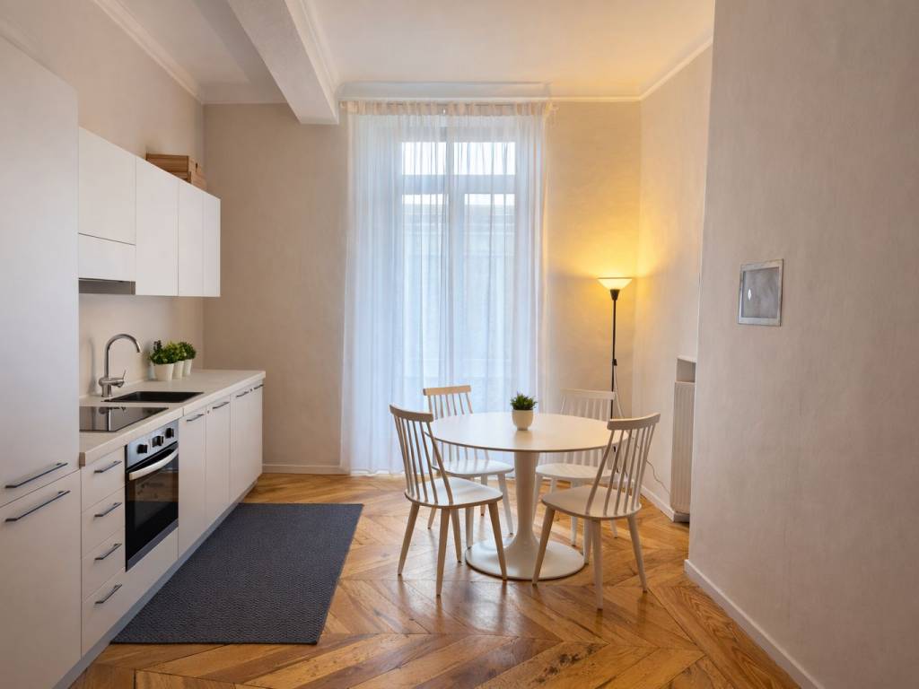 Appartamento a Pinerolo in Piazza Luigi Facta, 8 - Foto 2