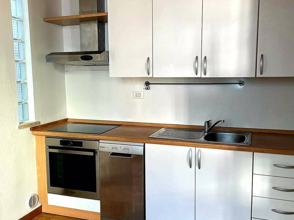 Appartamento a Cagliari in Via Vittorio Porcile - Foto 3