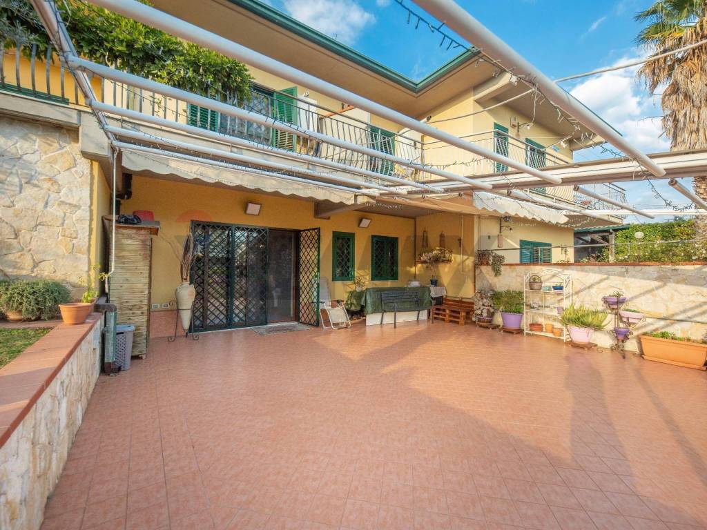 Villa a Gravina di catania in Via Catanzaro, 12 - Foto 3