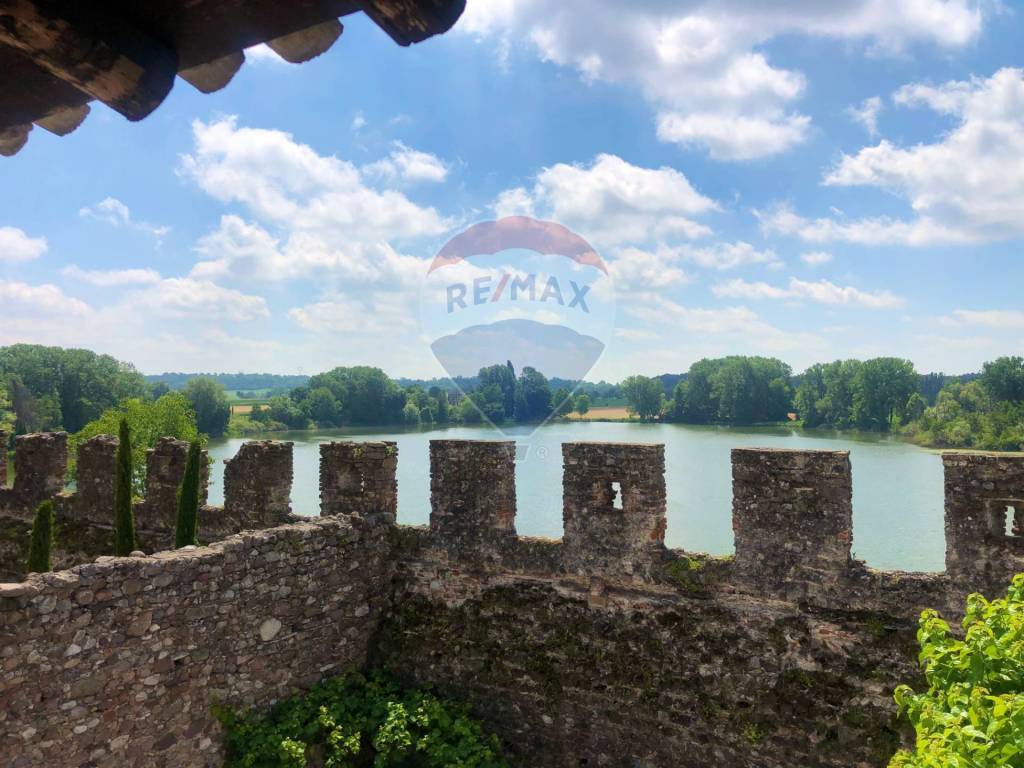 Rustico / casale a Monzambano in Via Castello Castellaro, 59 - Foto 2