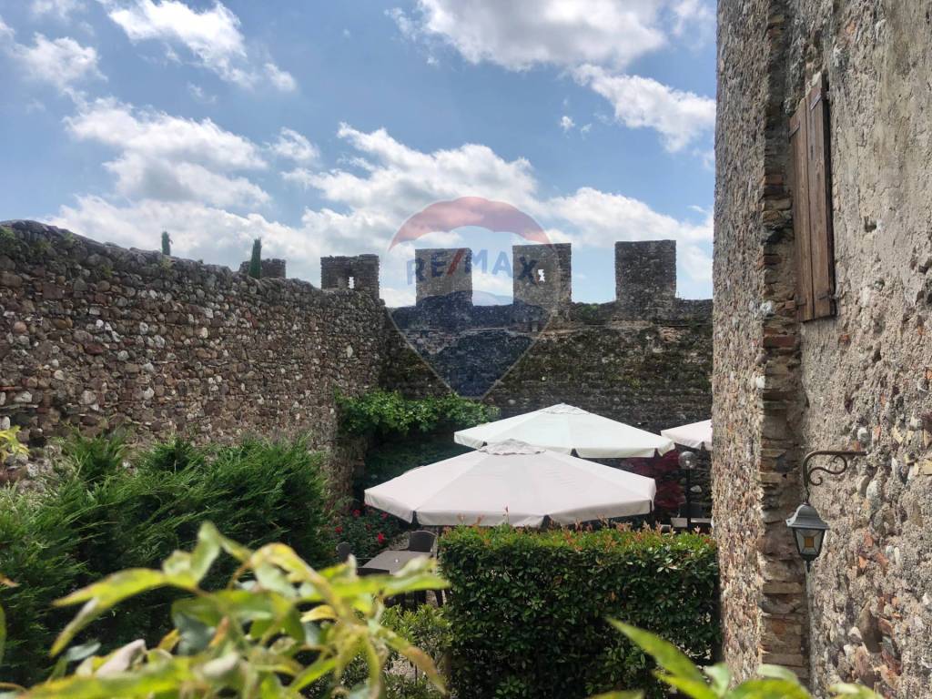 Rustico / casale a Monzambano in Via Castello Castellaro, 59 - Foto 4