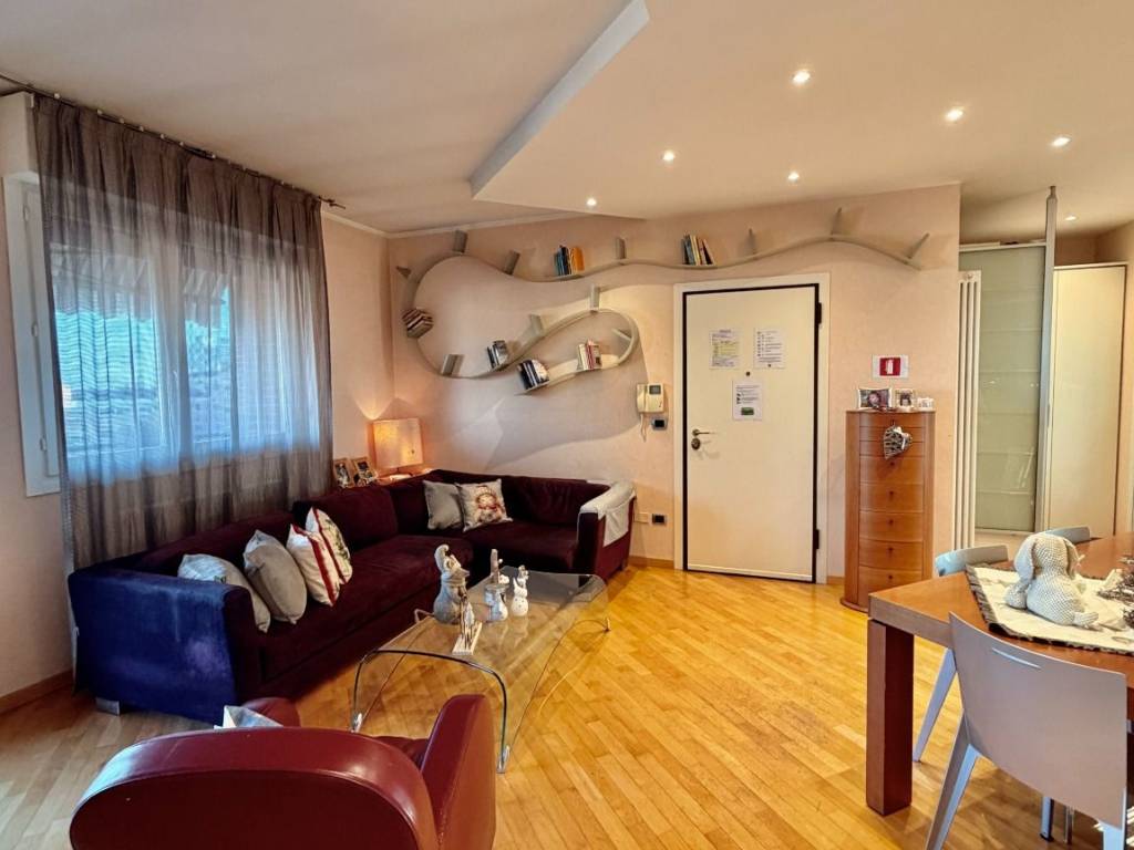 Appartamento a Bologna in Via Don Giuseppe Dossetti - Foto 4