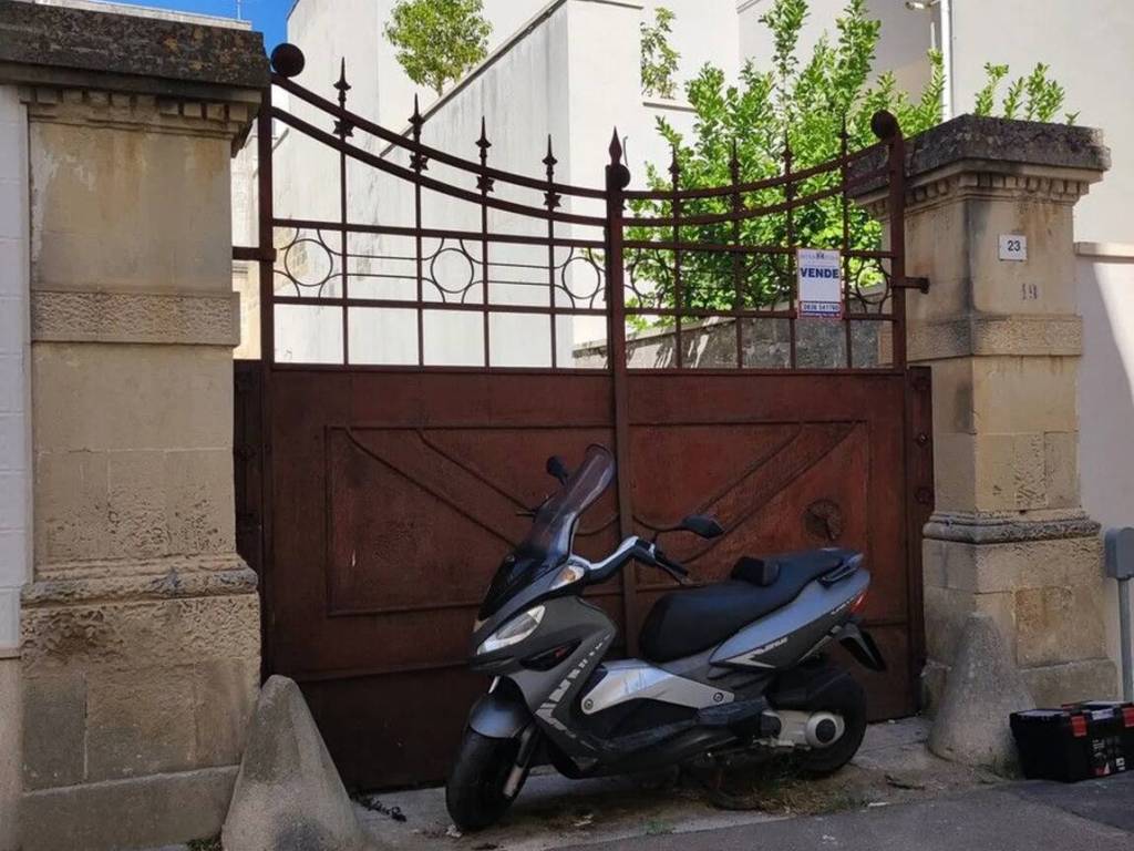 Box / garage a Aradeo in Via Bosco, 67 - Foto 3