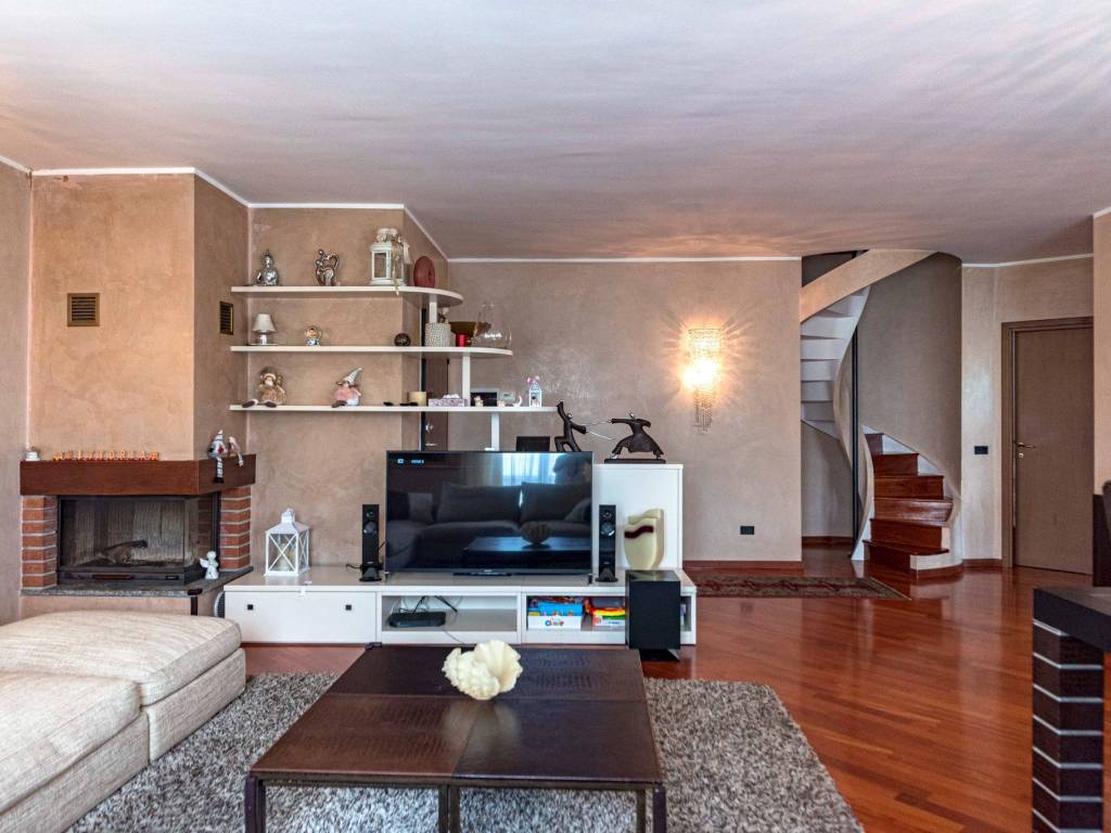 Appartamento a Mozzate in Via Fabio Filzi, 31 - Foto 4