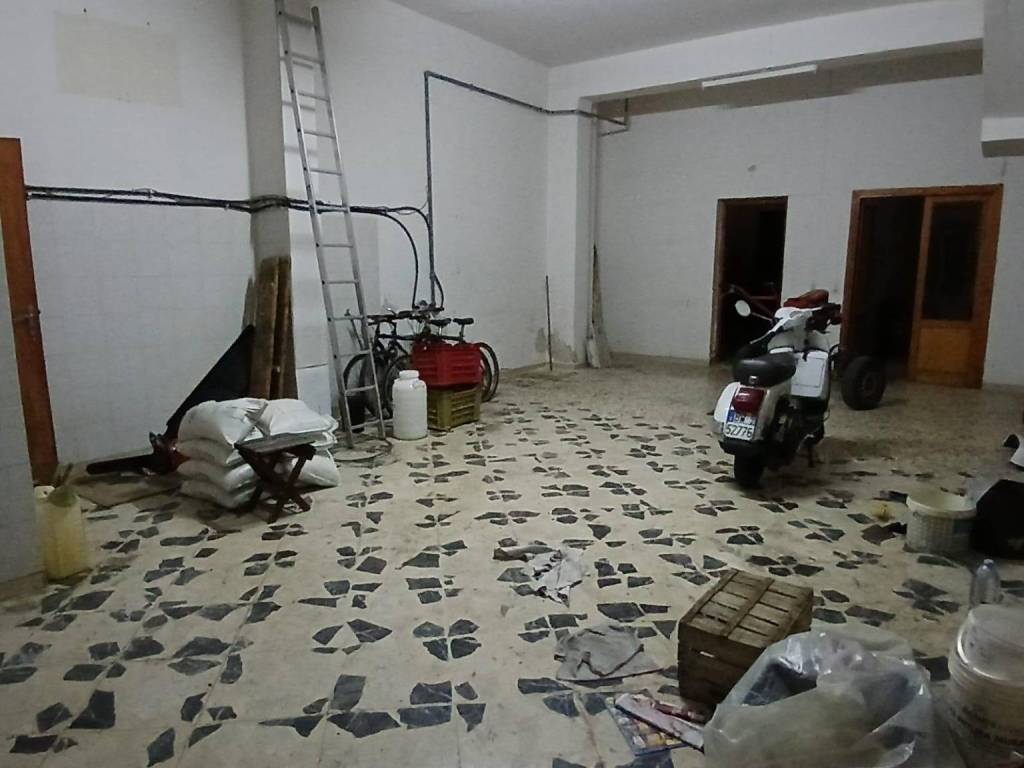 Palazzo / stabile a Bagheria in Via Ignazio Lanza di Trabia - Foto 4