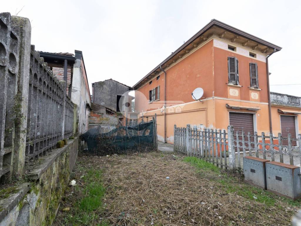 Villa a Calvisano in Via B. Maggi, 2 - Foto 2