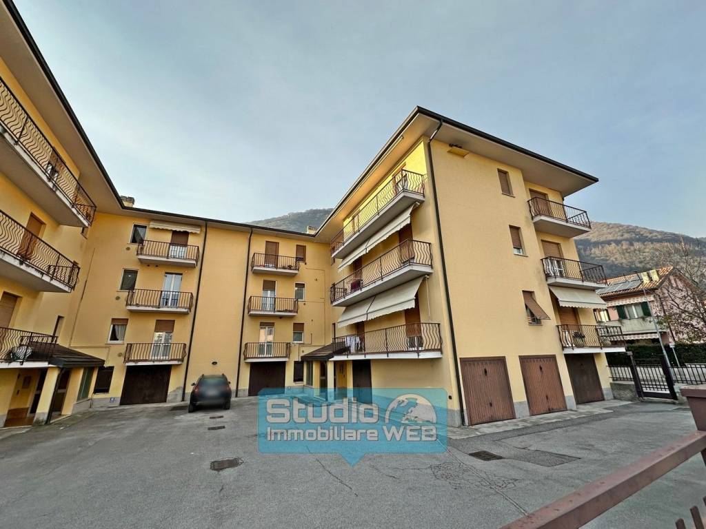 Appartamento a Ponte lambro in Via Alessandro Volta, 13 - Foto 2