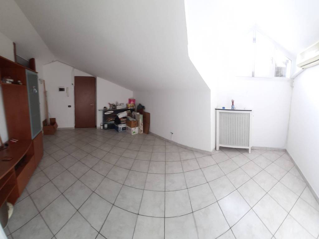 Attico / mansarda a Sant'angelo lodigiano in Via Ugo Foscolo, 9 - Foto 4