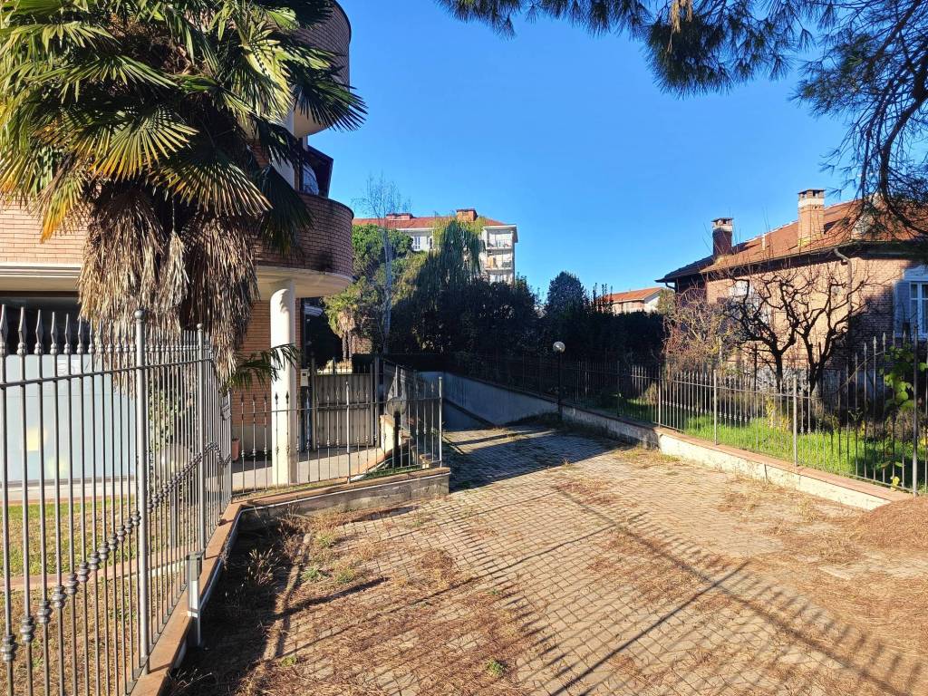 Immobile a Moncalieri in Via Massimo Montano - Foto 4