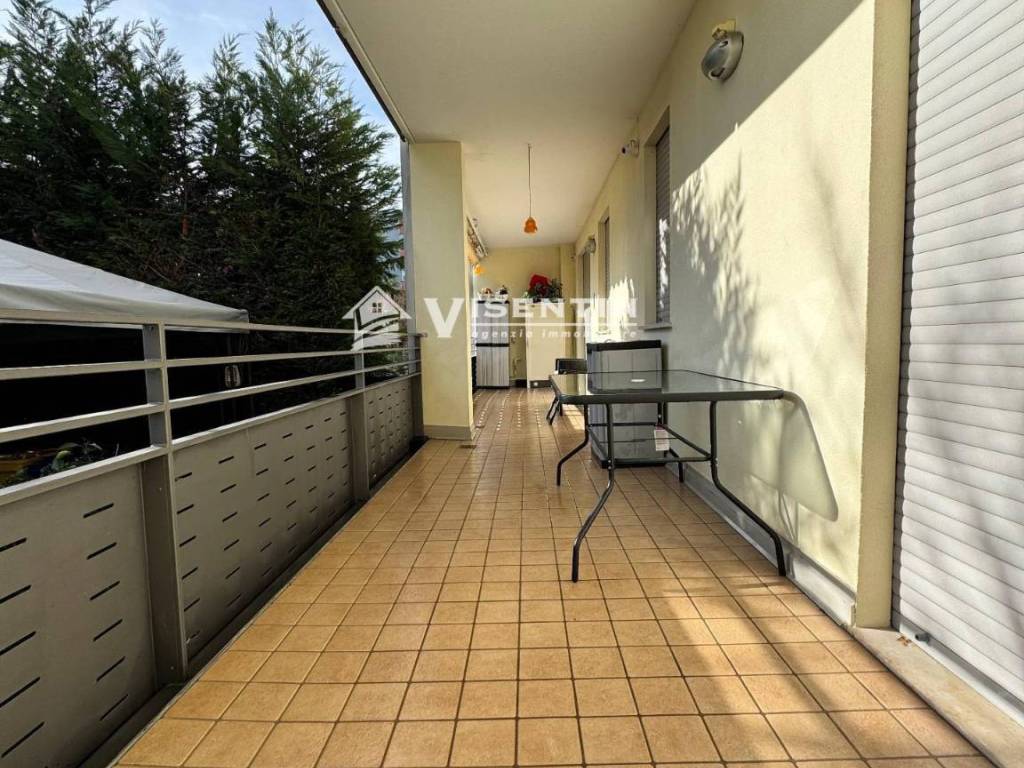 Appartamento a Treviso in VIA SANTA BONA NUOVA - Foto 2