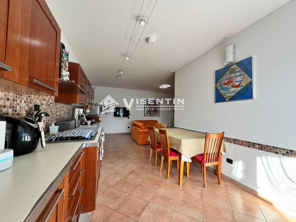 Appartamento a Treviso in VIA SANTA BONA NUOVA - Foto 5
