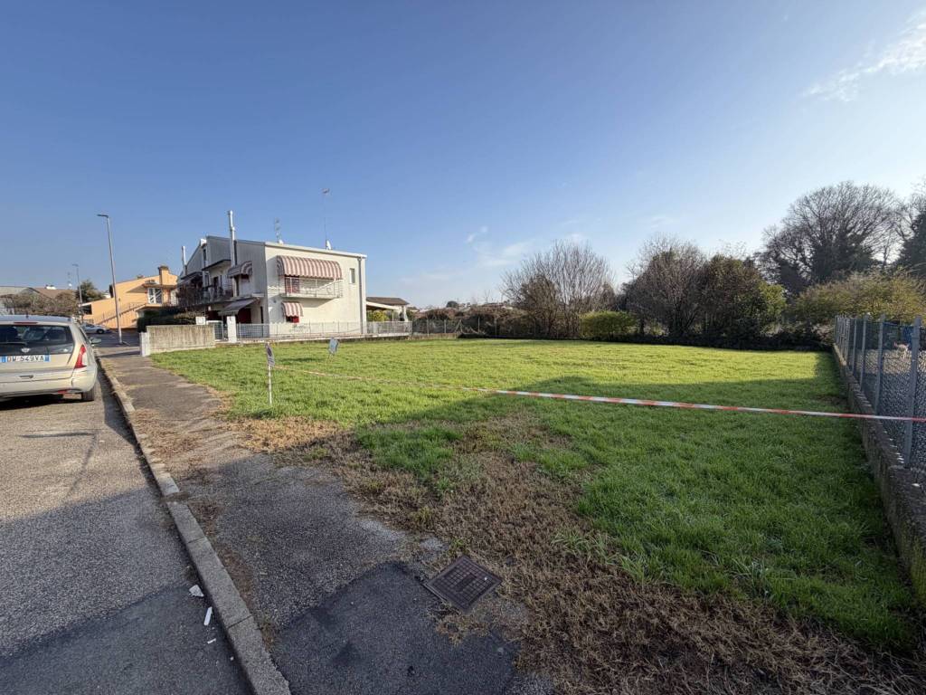 Terreno a Maserada sul piave in Via Cortiletti - Foto 2