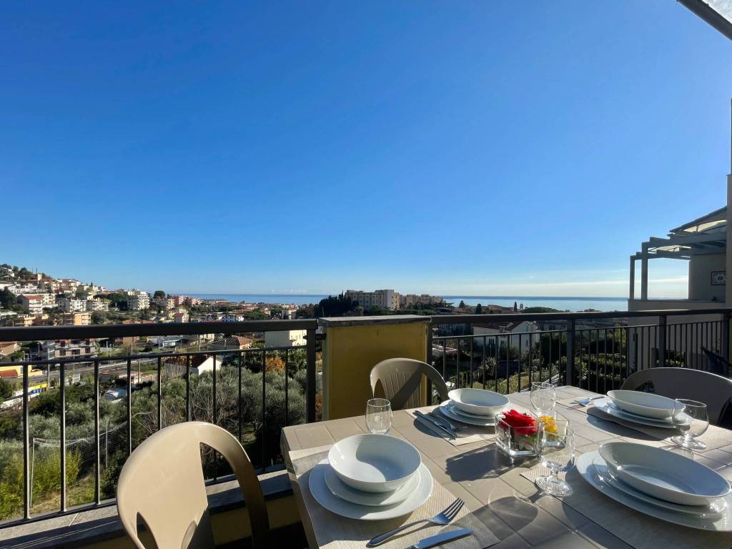 Appartamento a Pietra ligure in Via Felice Cascione - Foto 2