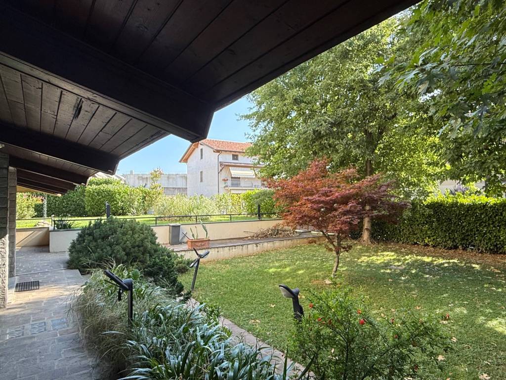 Villa a Dalmine in Via Guzzanica - Foto 3