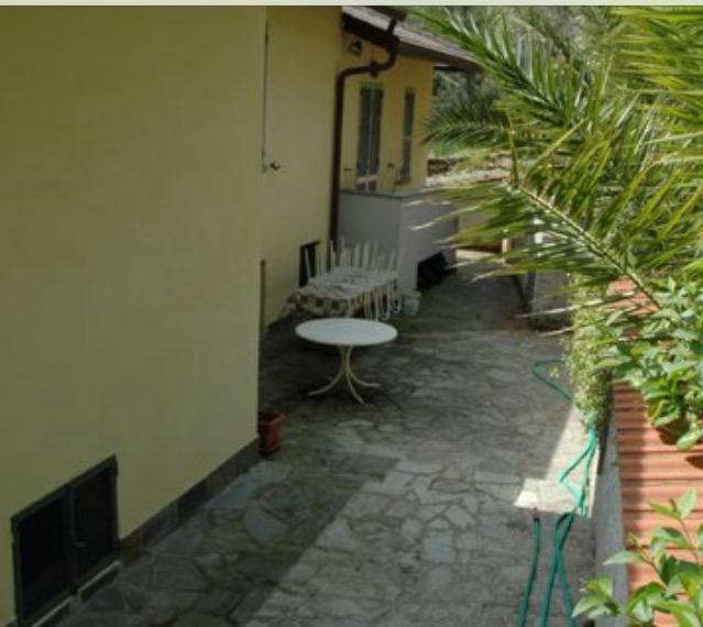 Villa a Deiva marina in Via Brigata Cento Croci, 21 - Foto 4