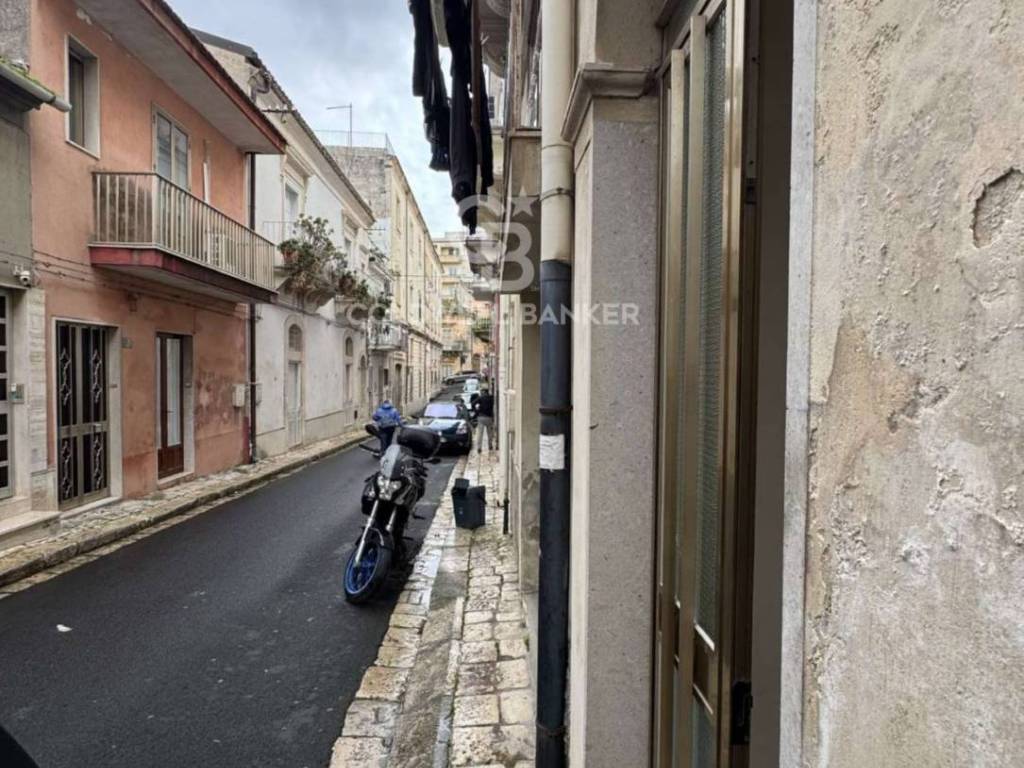Rustico / casale a Ragusa in VIA RUGGERO SETTIMO, 30 - Foto 2