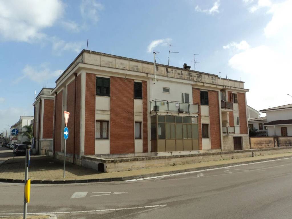 Appartamento a Cutrofiano in Via Sigismondo Castromediano, 2 - Foto 2