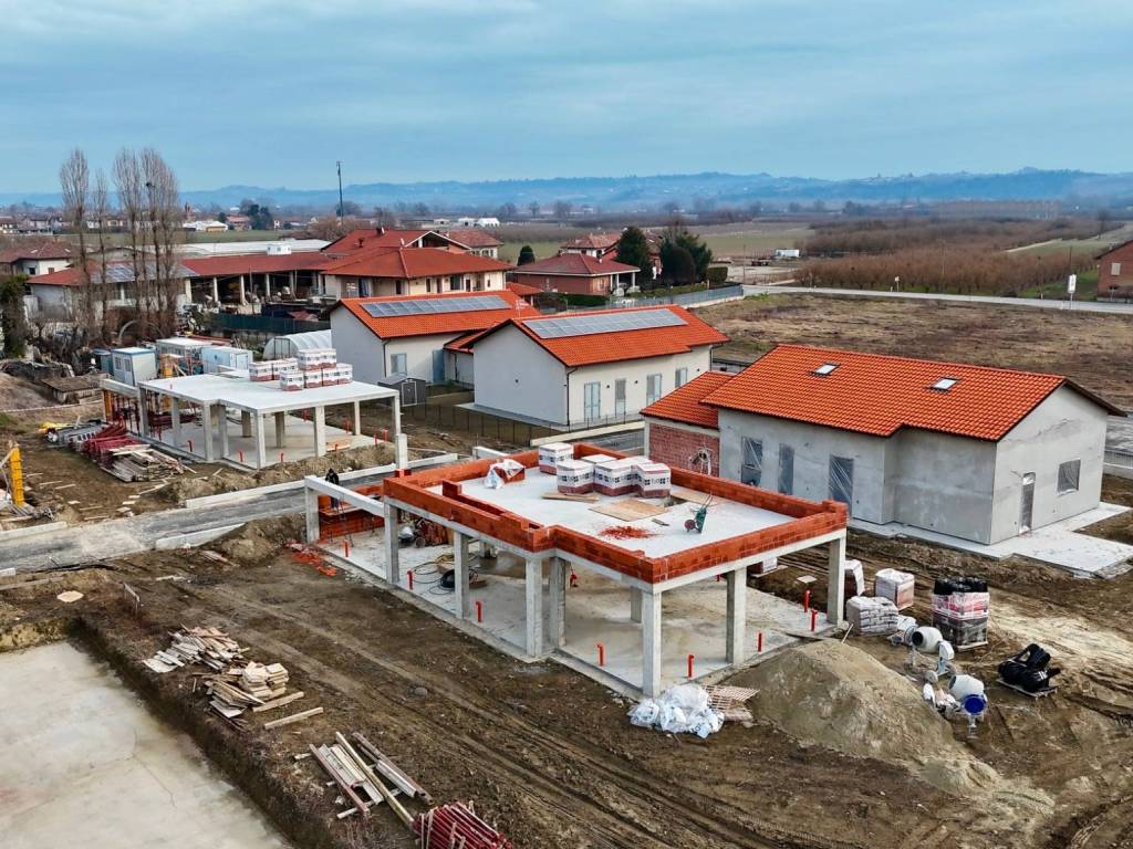 Villa a Alba in Corso Fratelli Bandiera, 21 - Foto 4