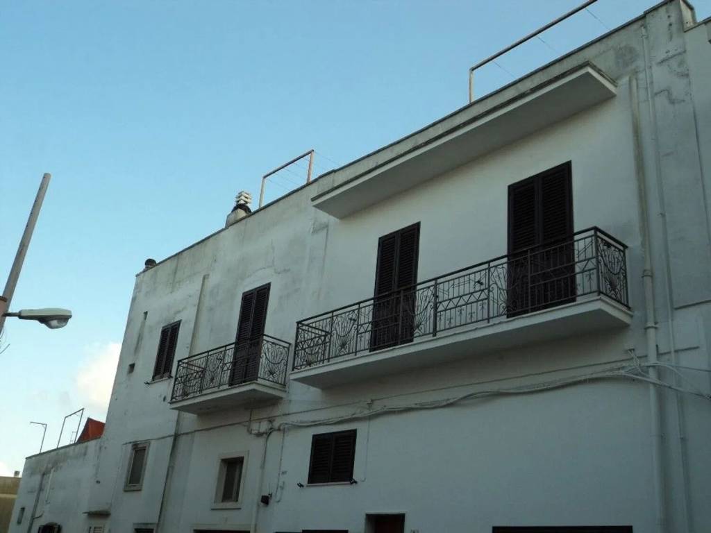 Appartamento a Cutrofiano in Via Ciro Menotti S.N.C. - Foto 3