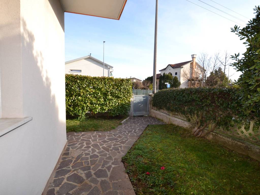 Villa a Cordenons in Via Cervel, 143 - Foto 5